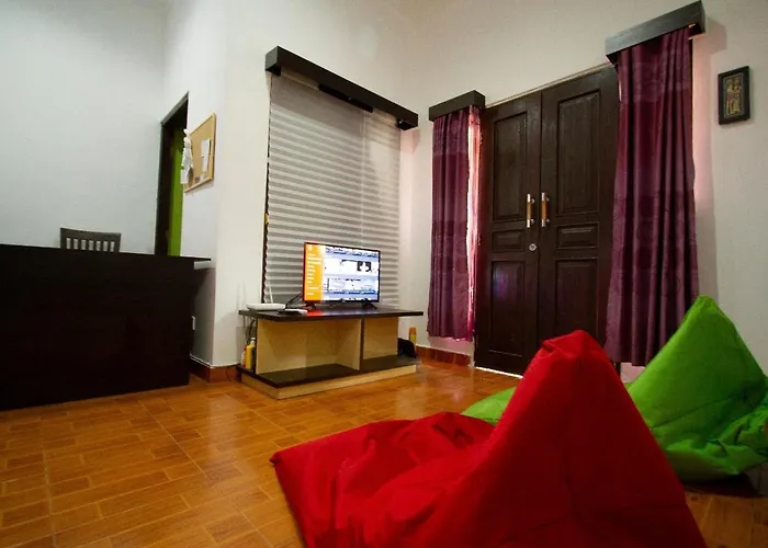 Hostel On Athena *